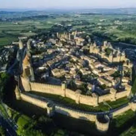 Spacieux Au Pied De La Cite Medievale * Carcassonne