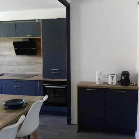 Spacieux Au Pied De La Cite Medievale Apartamento *